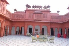 Gaj Kesari Palace